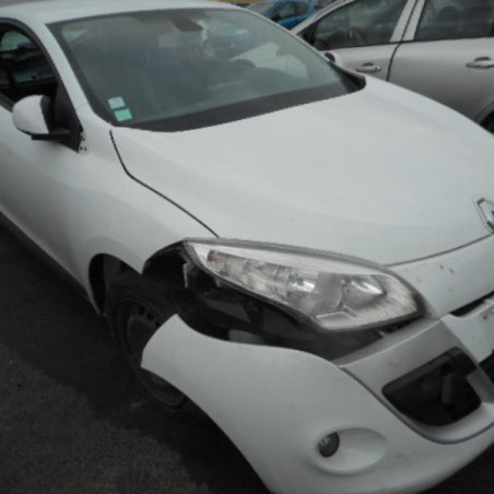 Charniere de porte avant gauche RENAULT MEGANE 3