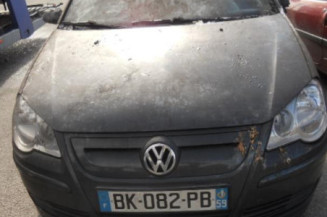 Charniere de capot VOLKSWAGEN POLO 4
