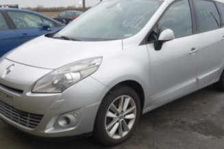 Charniere de capot RENAULT GRAND SCENIC 3