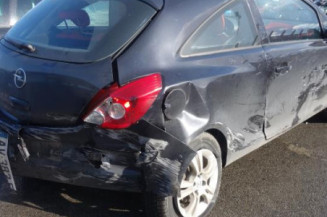 Charniere de capot OPEL CORSA D
