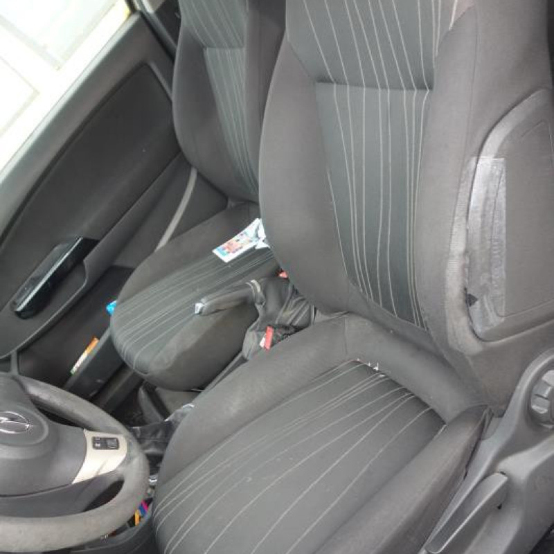Charniere de capot OPEL CORSA D Photo n°8