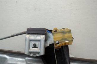 Leve vitre electrique avant droit VOLKSWAGEN POLO 4