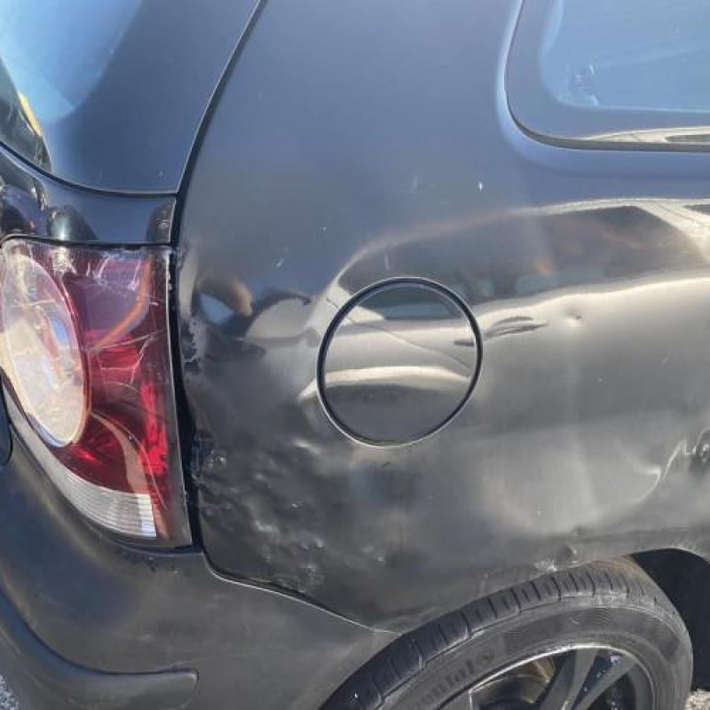 Leve vitre electrique avant droit VOLKSWAGEN POLO 4 Photo n°9