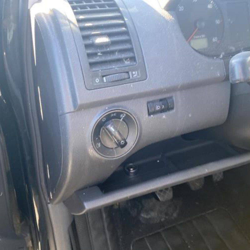 Leve vitre electrique avant droit VOLKSWAGEN POLO 4 Photo n°18