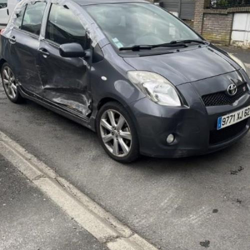 Moteur TOYOTA YARIS 2 Photo n°20