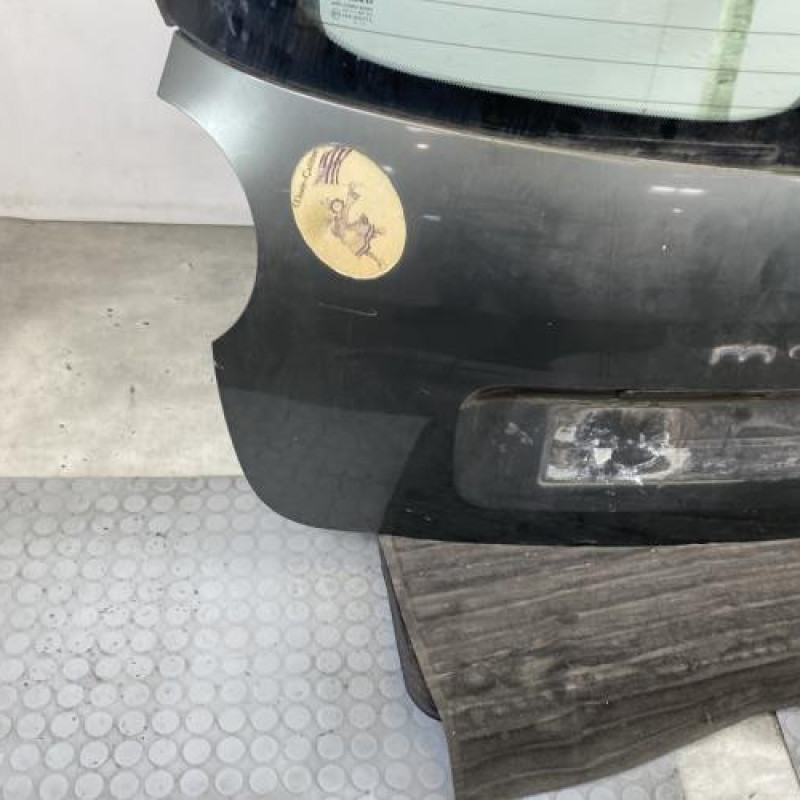 Malle/Hayon arriere RENAULT MODUS Photo n°6