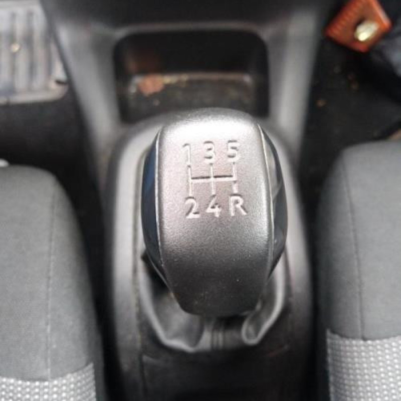Vitre arriere droit CITROEN C4 CACTUS Photo n°10
