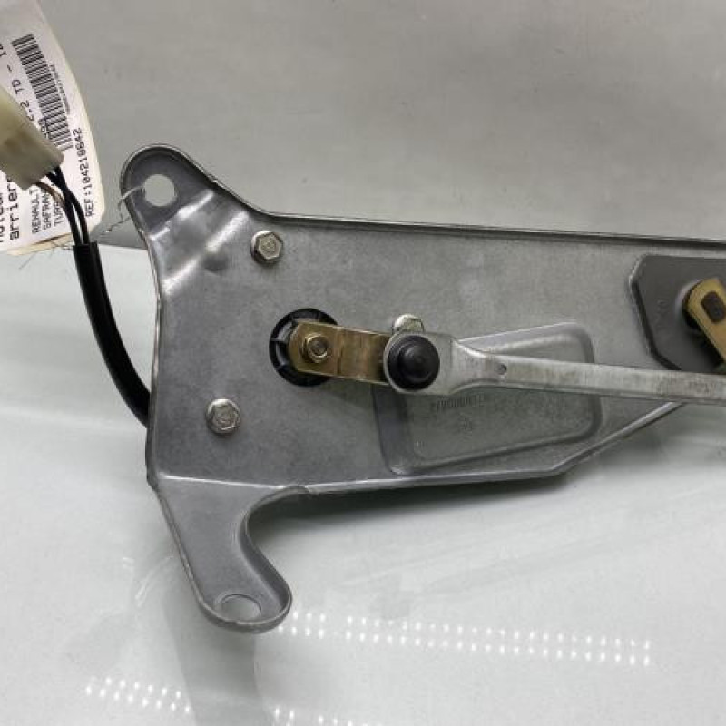 Moteur essuie glace arriere RENAULT SAFRANE Photo n°4