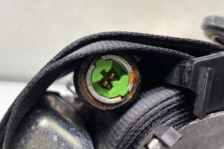 Pretensionneur de ceinture avant droit FORD FOCUS 3