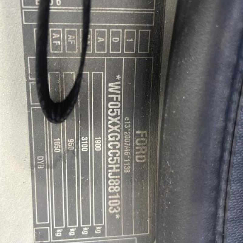 Pretensionneur de ceinture avant droit FORD FOCUS 3 Photo n°16