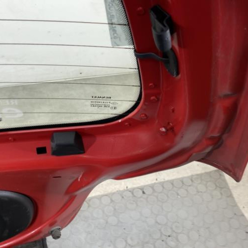 Malle/Hayon arriere RENAULT TWINGO 2 Photo n°11