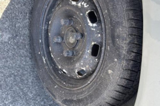 Vitre arriere droit PEUGEOT 205