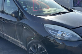 Vitre arriere droit RENAULT SCENIC 3