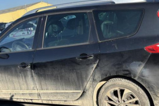 Vitre arriere droit RENAULT SCENIC 3
