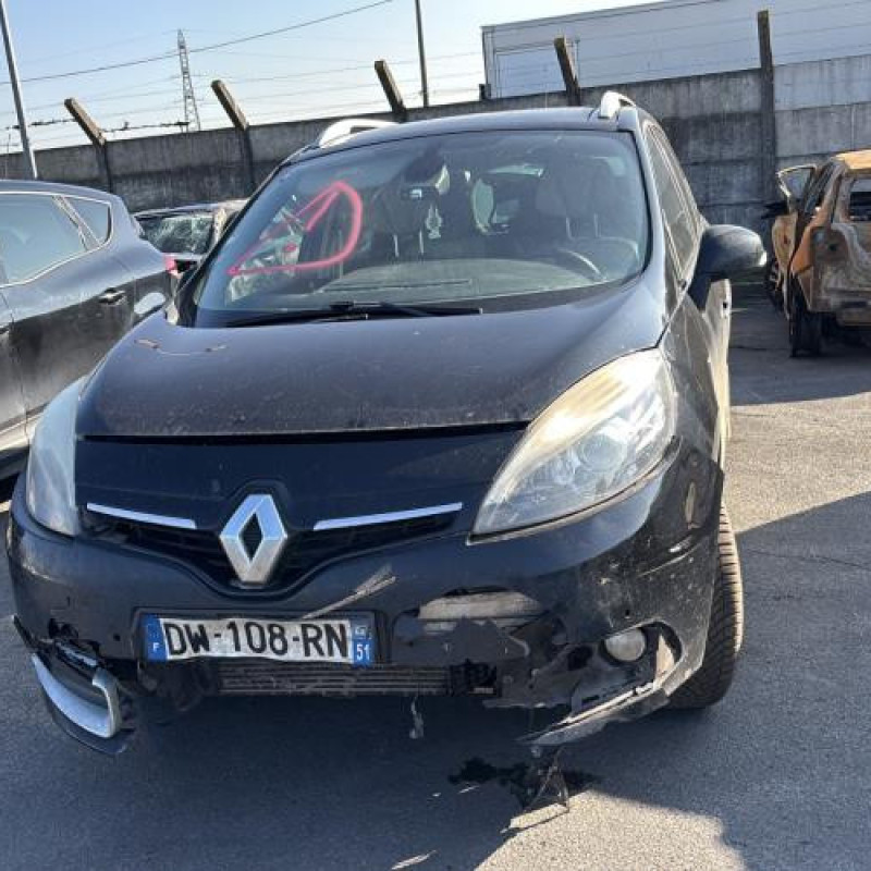 Vitre arriere droit RENAULT SCENIC 3 Photo n°10