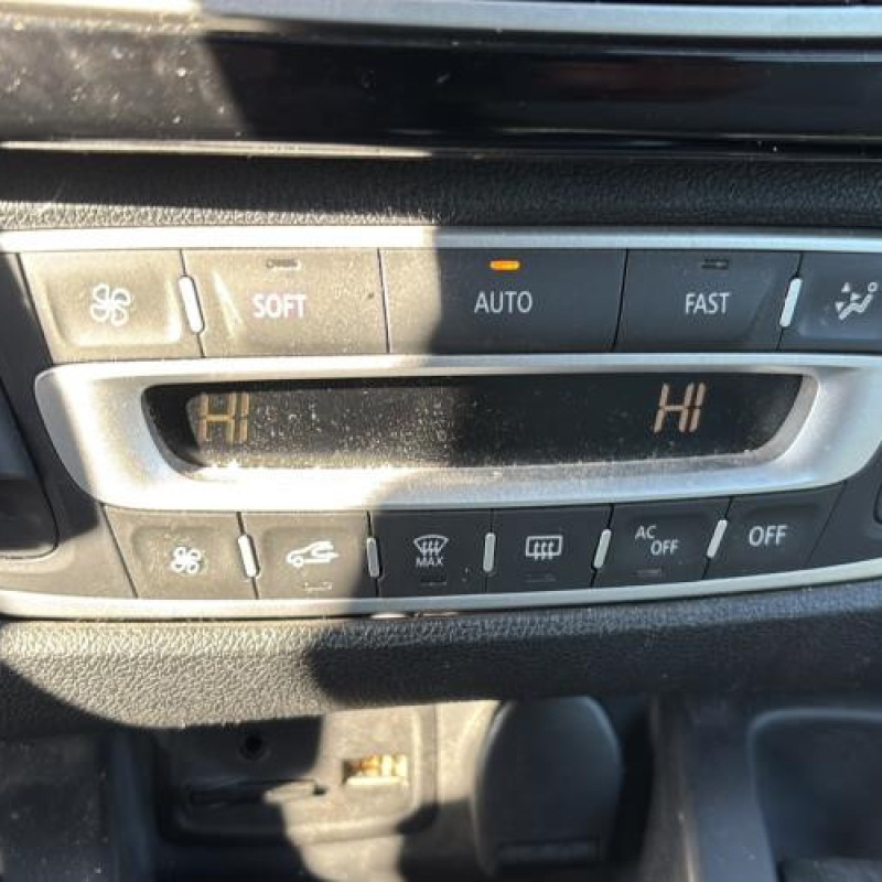 Vitre arriere droit RENAULT SCENIC 3 Photo n°17