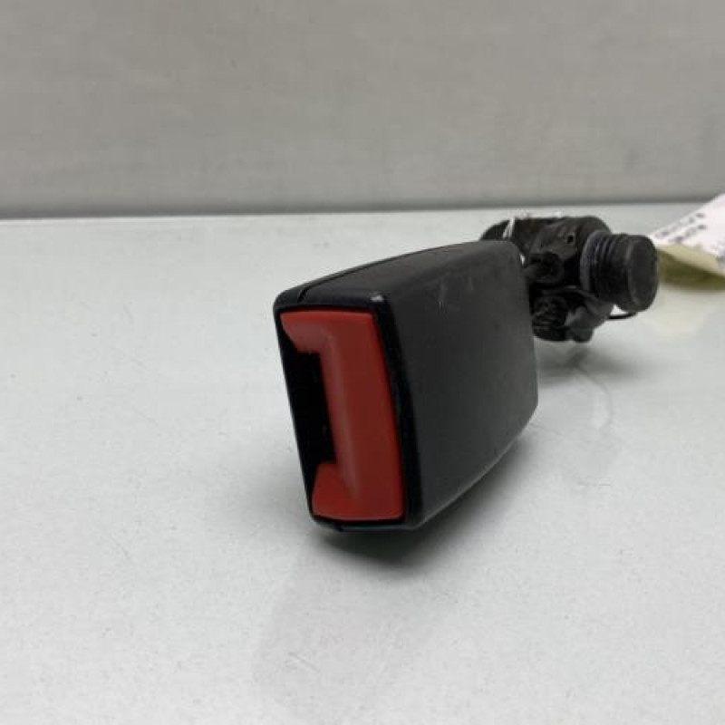 Attache ceinture arriere gauche SEAT ALTEA Photo n°2