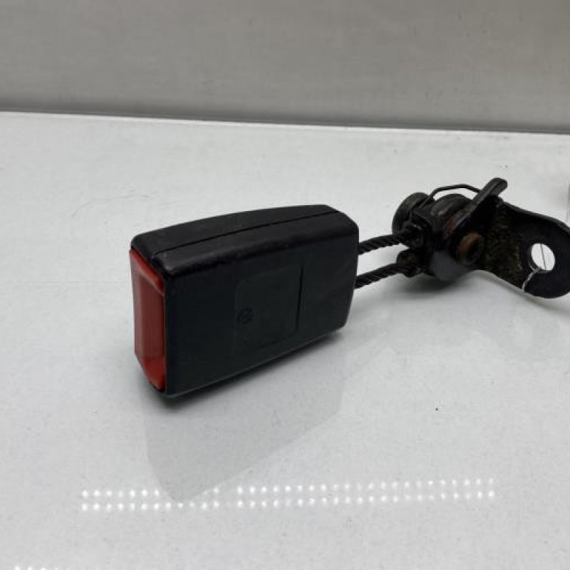 Attache ceinture arriere gauche SEAT ALTEA Photo n°3