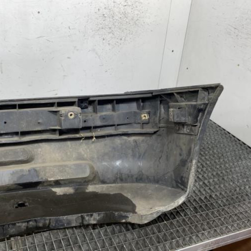 Pare choc avant PEUGEOT 106 Photo n°4