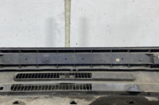 Pare choc avant PEUGEOT 106