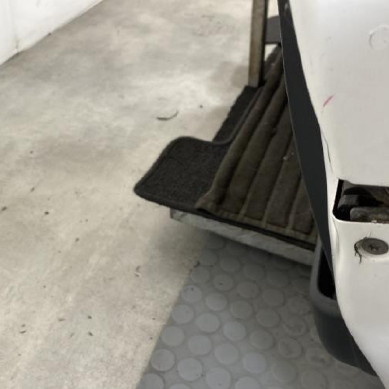 Porte avant droit CITROEN C2 Photo n°7