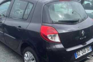 Porte avant droit RENAULT CLIO 3