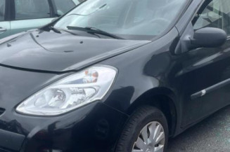 Porte avant droit RENAULT CLIO 3