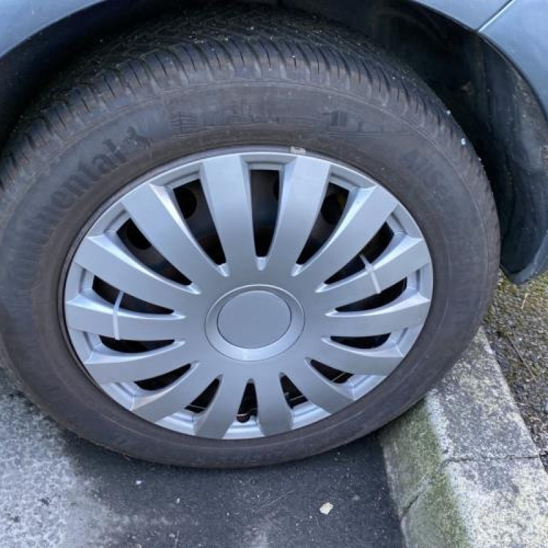 Vitre arriere droit CITROEN C4 1 Photo n°20