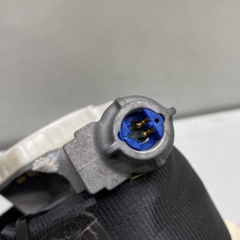 Pretensionneur de ceinture avant droit PEUGEOT 5008 1 Photo n°3