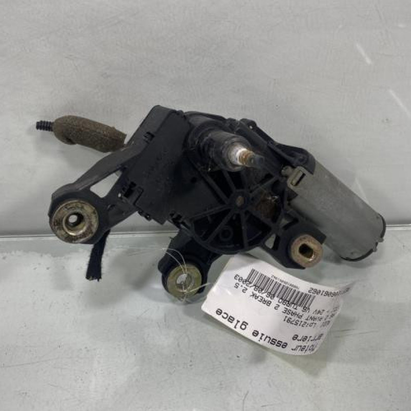 Moteur essuie glace arriere AUDI A6 2 Photo n°1
