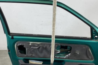 Porte avant gauche PEUGEOT 106
