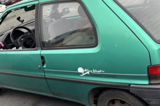 Porte avant gauche PEUGEOT 106