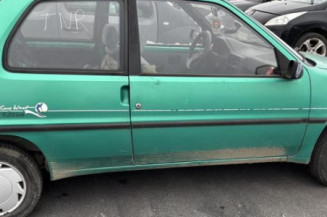 Porte avant gauche PEUGEOT 106