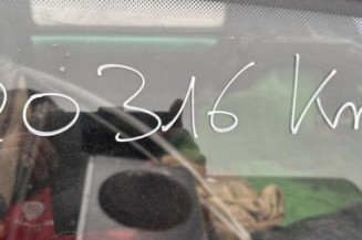 Porte avant gauche PEUGEOT 106