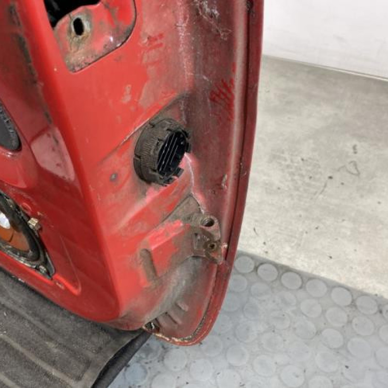 Porte avant gauche PEUGEOT 106 Photo n°4