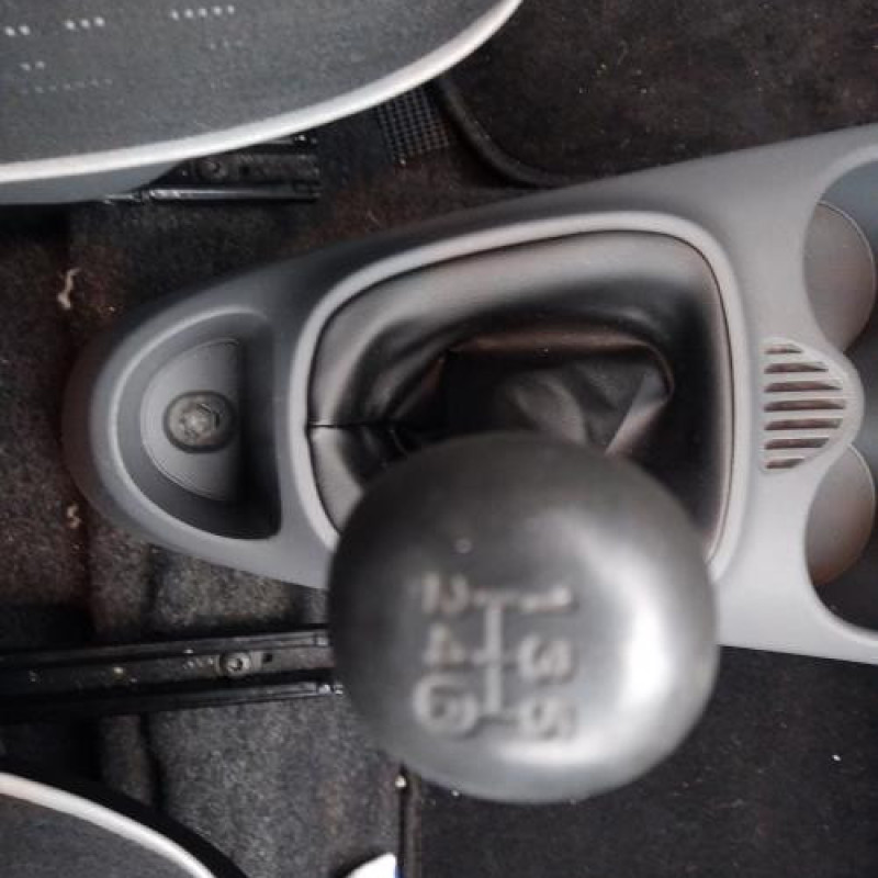 Boitier air bag PEUGEOT 107 Photo n°11