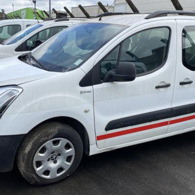 Boitier BSI PEUGEOT PARTNER 2 Photo n°10