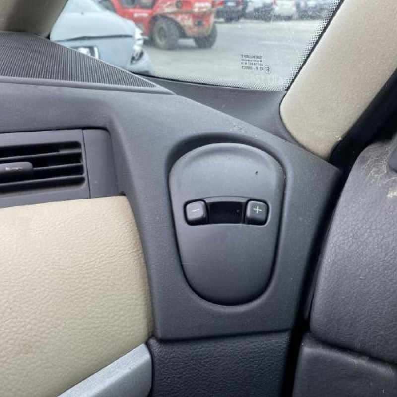 Boitier air bag RENAULT AVANTIME Photo n°14