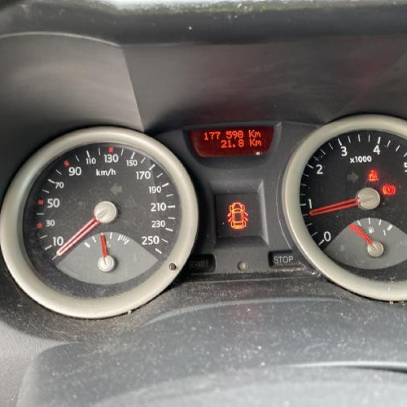 Ceinture avant gauche RENAULT MEGANE 2 Photo n°20