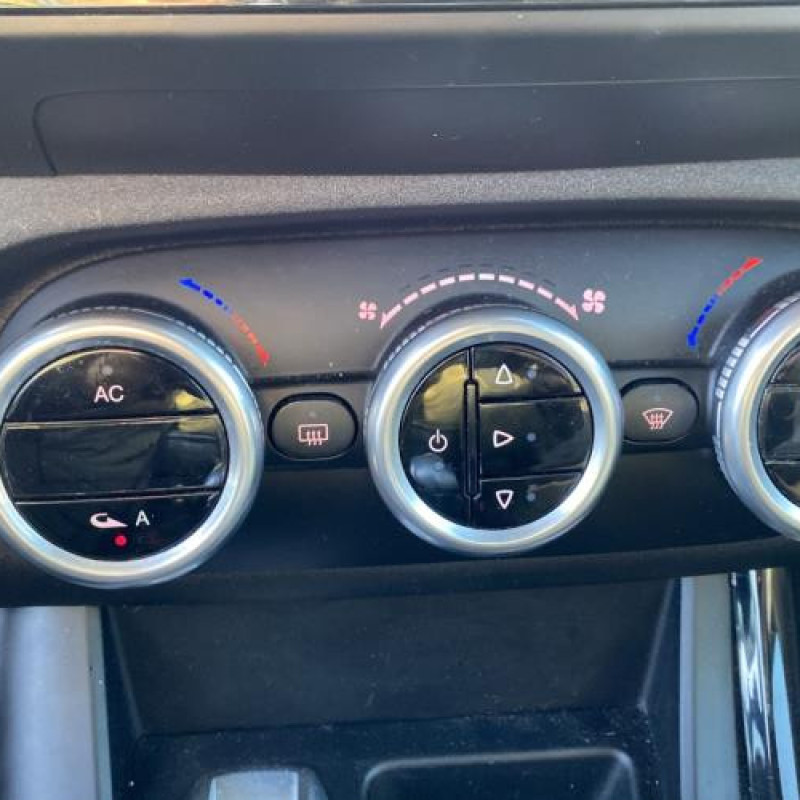 Ecran GPS ALFA ROMEO GIULIETTA 2 Photo n°19