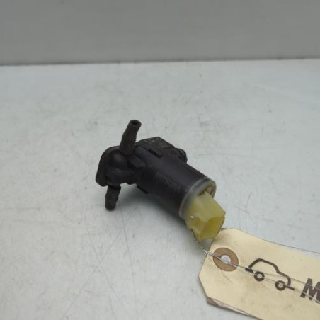Pompe lave glace avant MITSUBISHI SPACE STAR 3