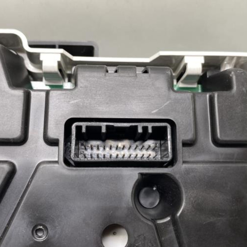 Compteur RENAULT TRAFIC 3 COURT Photo n°4