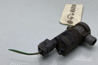 Pompe lave glace avant RENAULT TRAFIC 3 COURT Photo n°1