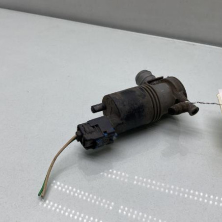 Pompe lave glace avant RENAULT TRAFIC 3 COURT