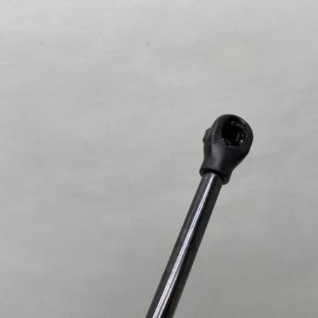 Verin de capot MERCEDES CLASSE B 247
