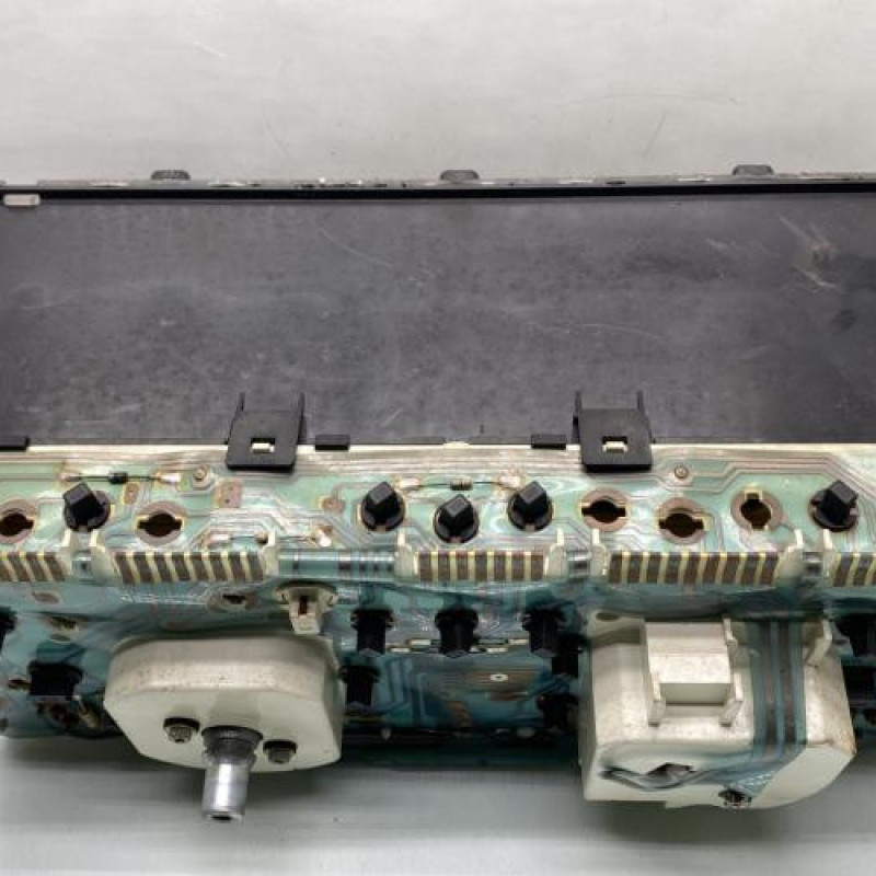 Compteur PEUGEOT 405 Photo n°3