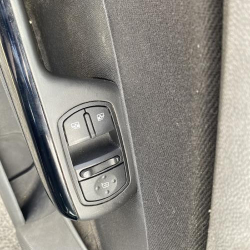 Pivot de moyeu avant droit OPEL CORSA D Photo n°10
