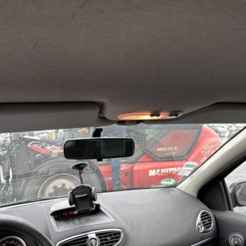 Boitier UCH RENAULT CLIO 3 Photo n°20