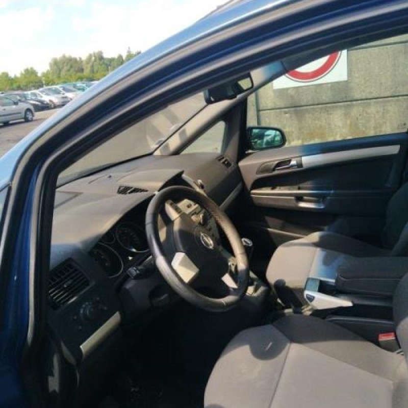 Bras essuie glace arriere OPEL ZAFIRA B Photo n°13