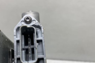 Leve vitre electrique avant gauche RENAULT TRAFIC 3